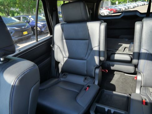 Certified 2024 Toyota Sequoia Platinum AWD/4WD image 12