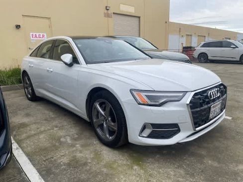 Used 2025 Audi A6 2.0T Premium image 3