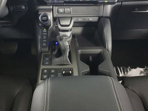 Used 2024 Toyota Land Cruiser image 23