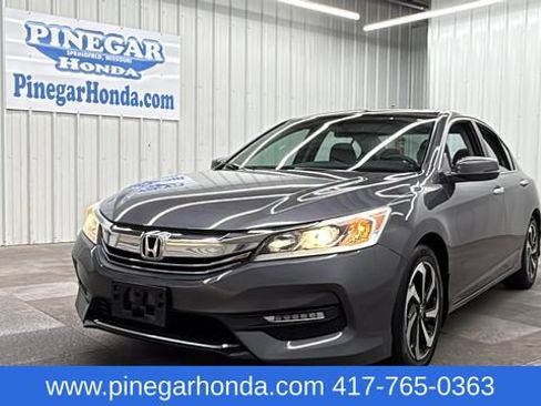 Certified 2017 Honda Accord EX-L image 1