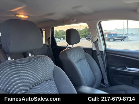 Used 2019 Dodge Journey SE image 96