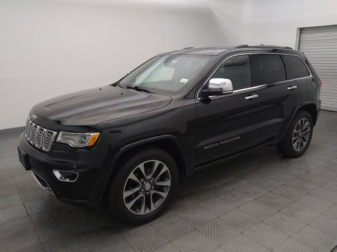 Used 2017 Jeep Grand Cherokee Overland RWD image 2