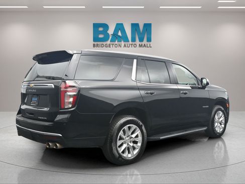 Used 2024 Chevrolet Tahoe Premier AWD/4WD image 3