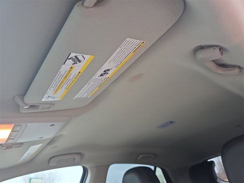 Used 2019 Buick Encore Preferred image 29