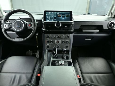 Used 2024 INEOS Grenadier Fieldmaster Edition image 16