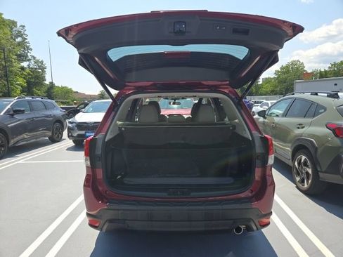 Used 2023 Subaru Forester Limited AWD/4WD image 13