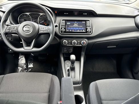 New 2025 Nissan Kicks Play S image 2