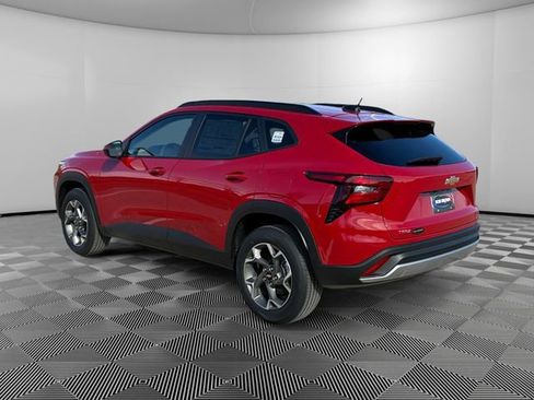 New 2026 Chevrolet Trax LT w/ Driver Confidence Package image 5