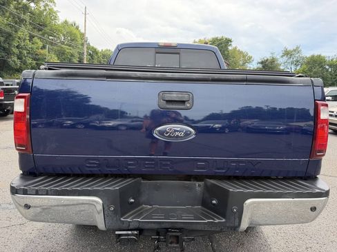 Used 2011 Ford F250 XLT w/ Chrome Pkg AWD/4WD image 6