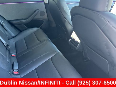 Used 2025 Tesla Model 3 Long Range RWD image 18