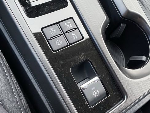 New 2026 Subaru Outback Touring XT image 18