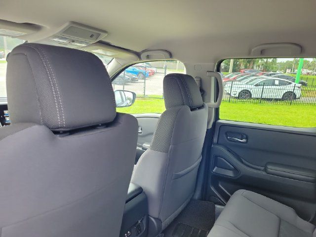 Used 2025 Nissan Frontier SV w/ SV Convenience Package AWD/4WD image 11