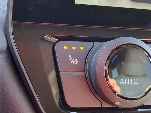 Certified 2026 Toyota Grand Highlander XLE image 13