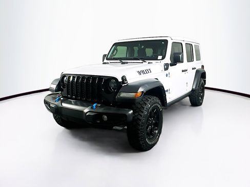 Used 2023 Jeep Wrangler Unlimited w/ Sun & Screen Package image 3