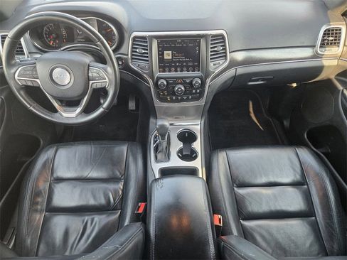 Used 2018 Jeep Grand Cherokee Limited image 24