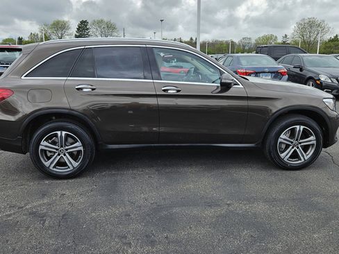 Used 2018 Mercedes-Benz GLC 300 4MATIC image 3