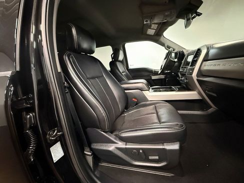 Used 2020 Ford F350 Lariat w/ Lariat Ultimate Package image 11