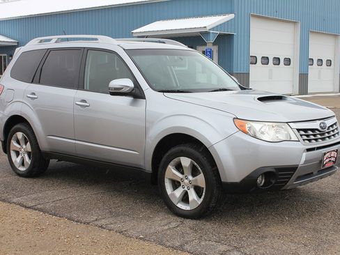 Used 2011 Subaru Forester 2.5XT Touring w/ Popular Equipment Group 1B image 3