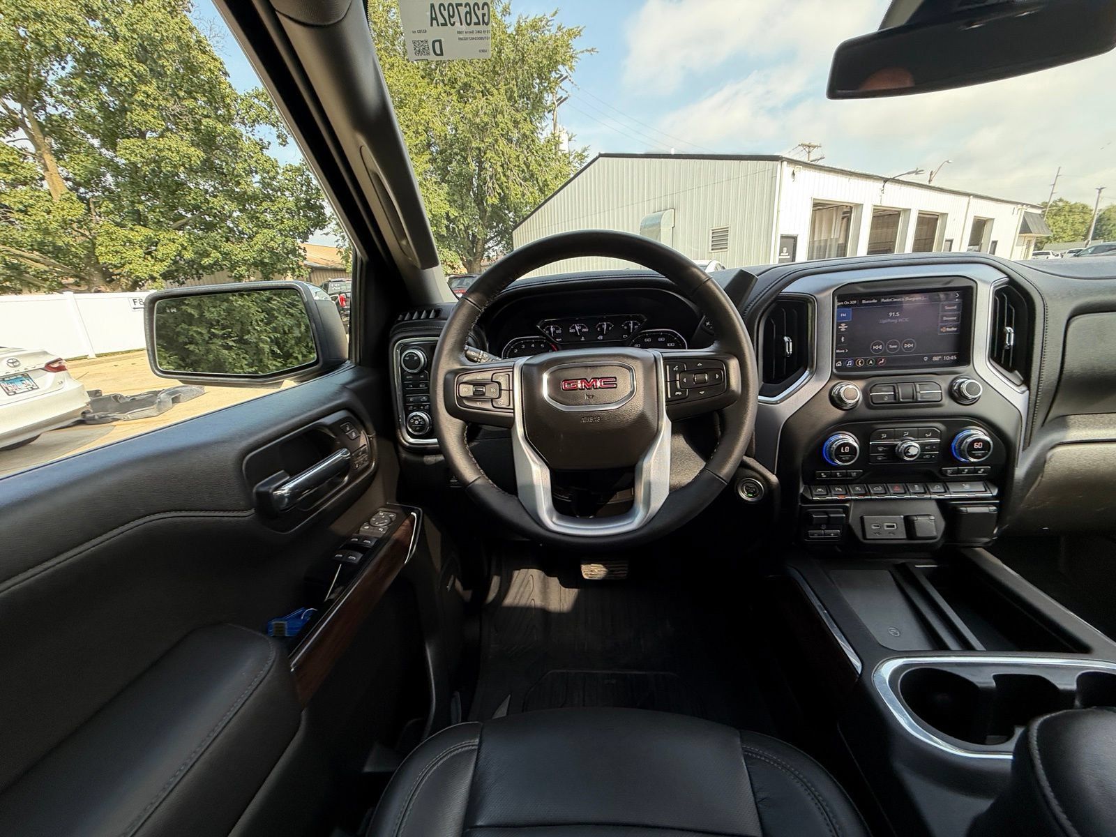 Used 2019 GMC Sierra 1500 SLT w/ SLT Premium Plus Package AWD/4WD image 2
