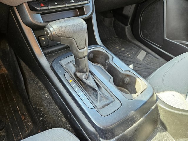 Used 2018 Chevrolet Colorado W/T w/ WT Convenience Package RWD image 12