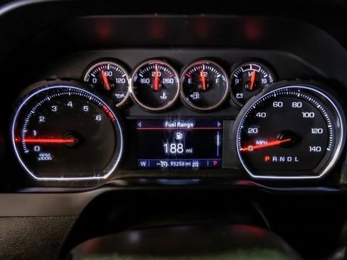 Used 2022 Chevrolet Silverado 2500 Custom w/ Custom Value Package image 20