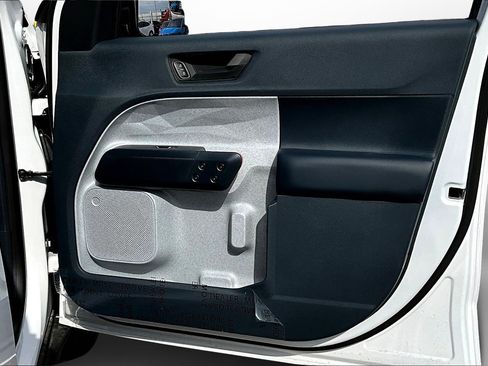 Used 2024 Ford Maverick XLT image 25