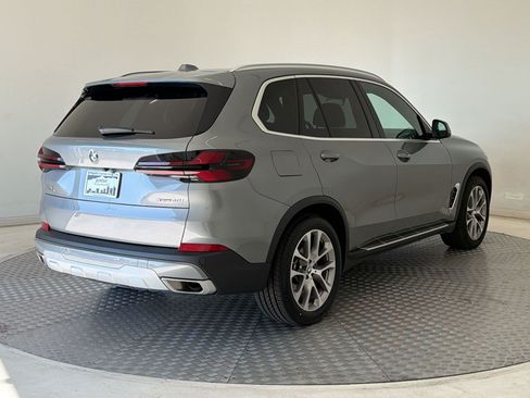 Certified 2026 BMW X5 xDrive40i AWD/4WD image 9