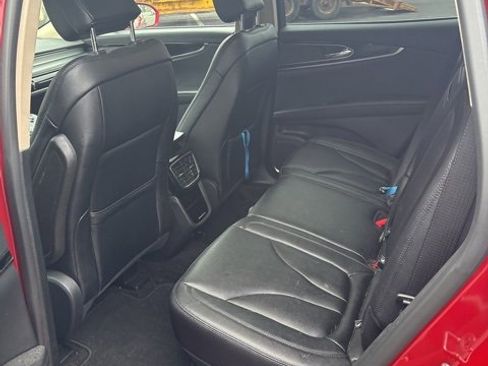 Used 2021 Lincoln Nautilus AWD image 8