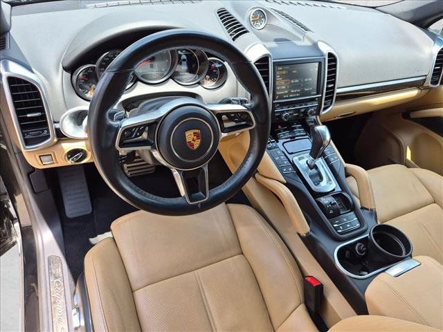 Used 2015 Porsche Cayenne S AWD/4WD image 10