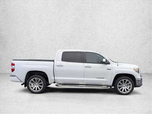 Used 2018 Toyota Tundra Limited w/ Limited Premium Package RWD image 5