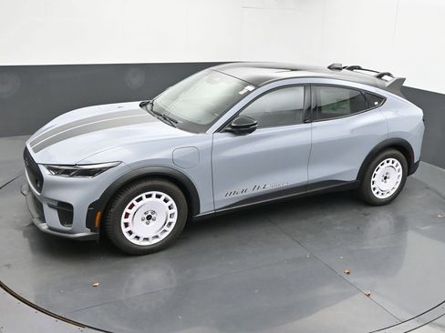 New 2025 Ford Mustang Mach-E GT image 39