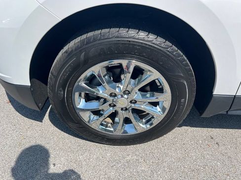 Used 2019 Chevrolet Equinox LT AWD/4WD image 13