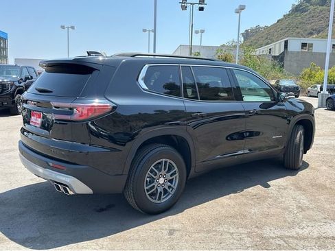 New 2025 GMC Acadia Elevation FWD image 11