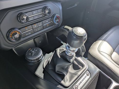 Used 2024 Ford Bronco Big Bend image 15