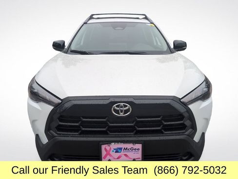 New 2026 Toyota Corolla Cross LE w/ Moonroof Package AWD/4WD image 8