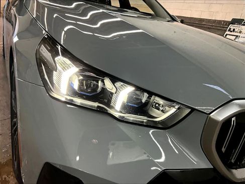 Used 2026 BMW 530i w/ M Sport Package image 29