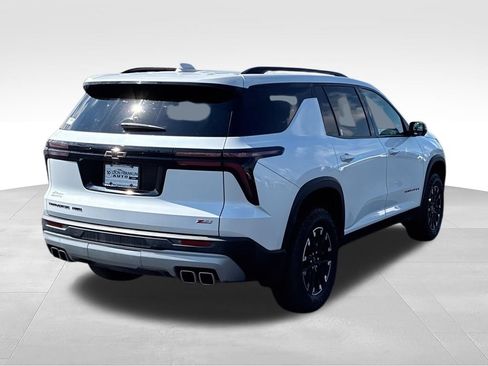 Used 2024 Chevrolet Traverse Z71 w/ LPO, Floor Liner Package AWD/4WD image 8
