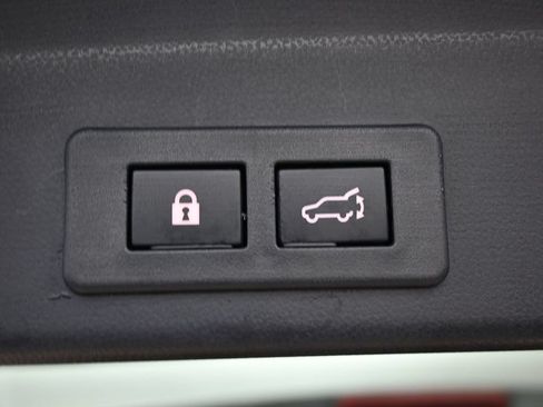 Used 2025 Subaru Ascent Premium AWD/4WD image 42