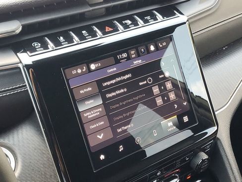 Used 2024 Jeep Grand Cherokee L Laredo image 29