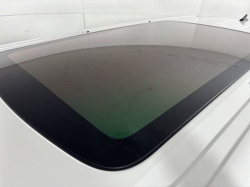 New 2025 Volkswagen ID. Buzz Pro S Plus image 22