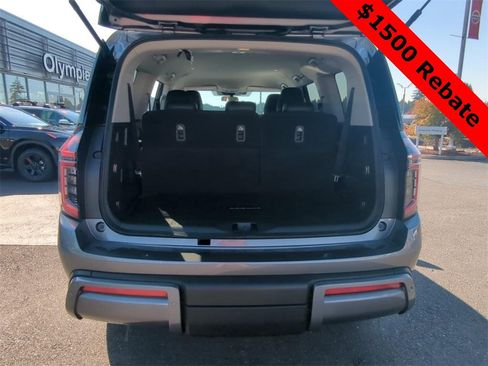 New 2026 Nissan Armada SV image 27