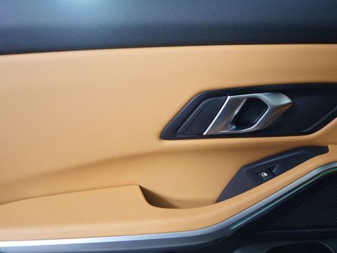 Certified 2025 BMW 330i Sedan image 14