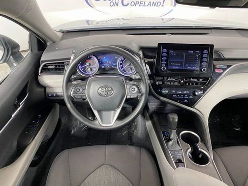 Used 2023 Toyota Camry LE image 17