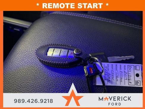 Used 2019 Nissan Titan SL image 22