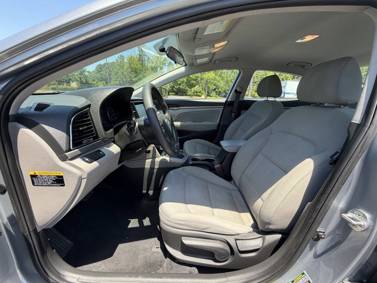Used 2017 Hyundai Elantra SE FWD image 10