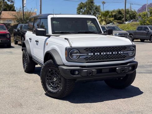 New 2026 Ford Bronco Badlands AWD/4WD image 2