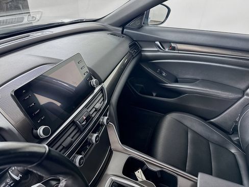 Used 2022 Honda Accord Sport image 6