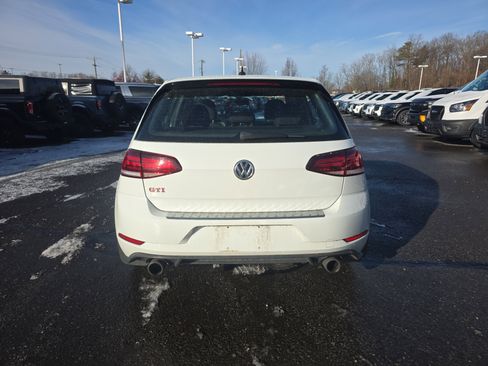 Used 2018 Volkswagen GTI S image 15