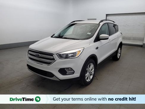 Used 2018 Ford Escape SE image 1