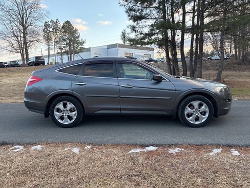 Used 2010 Honda Crosstour EX-L image 4